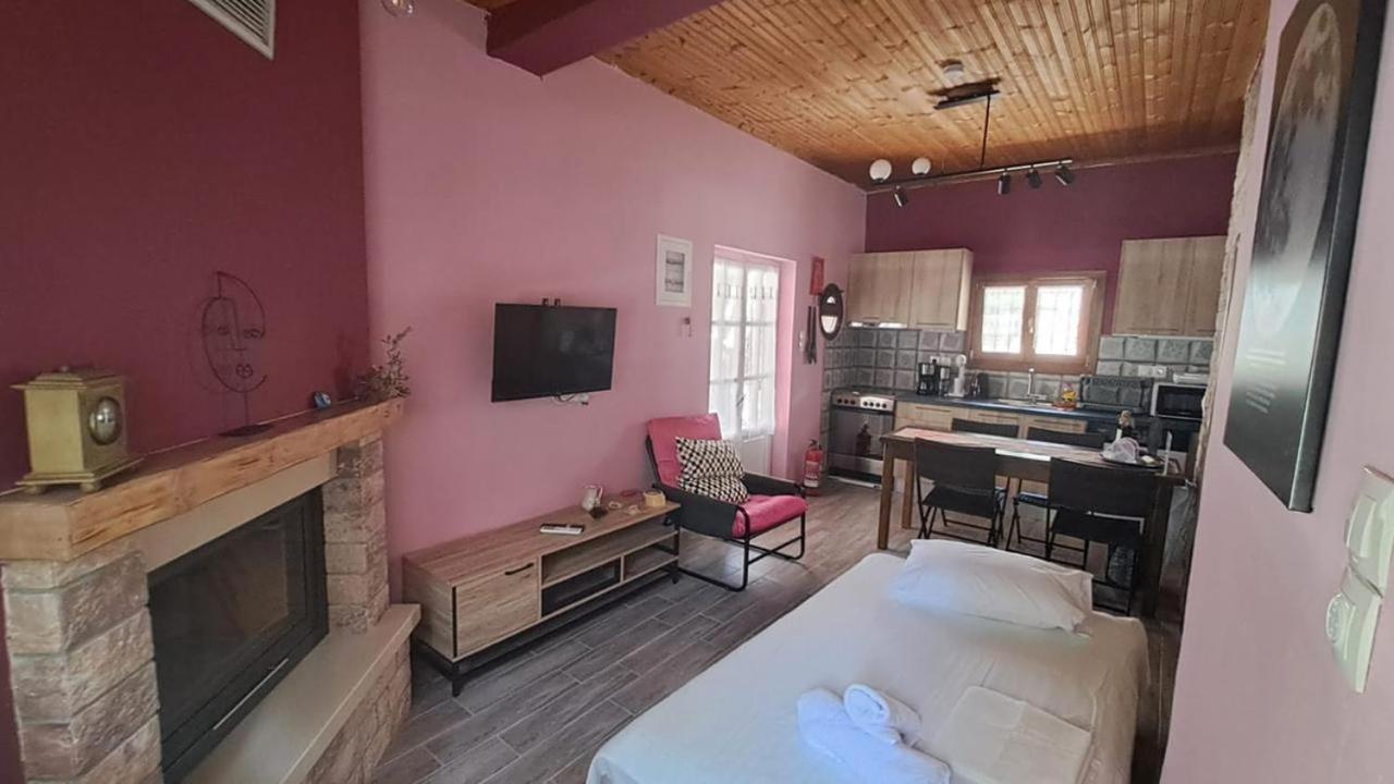 Homico 1 Holiday home Lefokastro